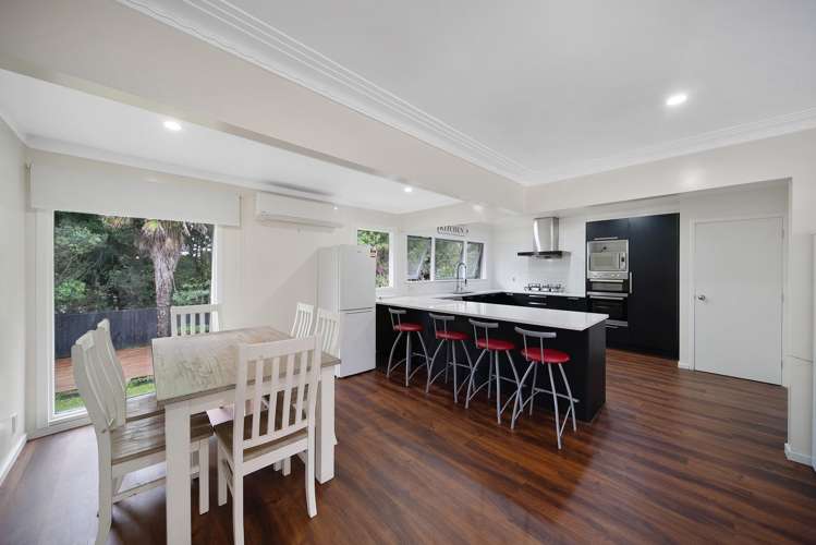 90 Lawrence Crescent_3