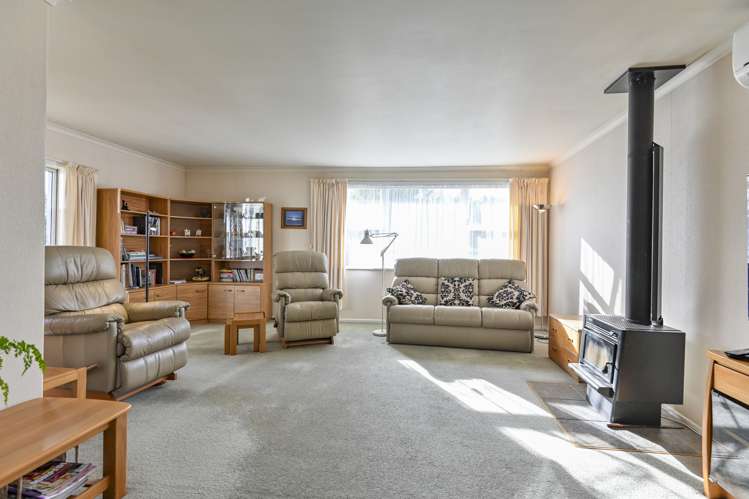 707 Collinge Road Mayfair_5