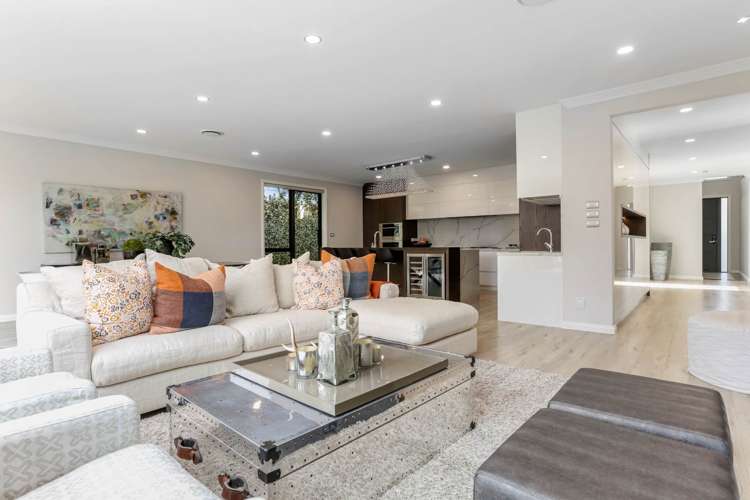 92 The Drive Epsom_7