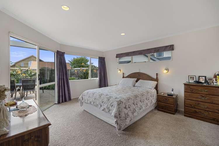 17d Kinross Drive Merrilands_17