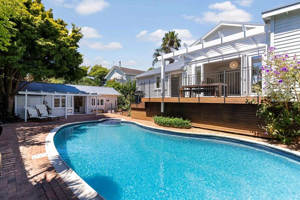 50 St Johns Road, Meadowbank