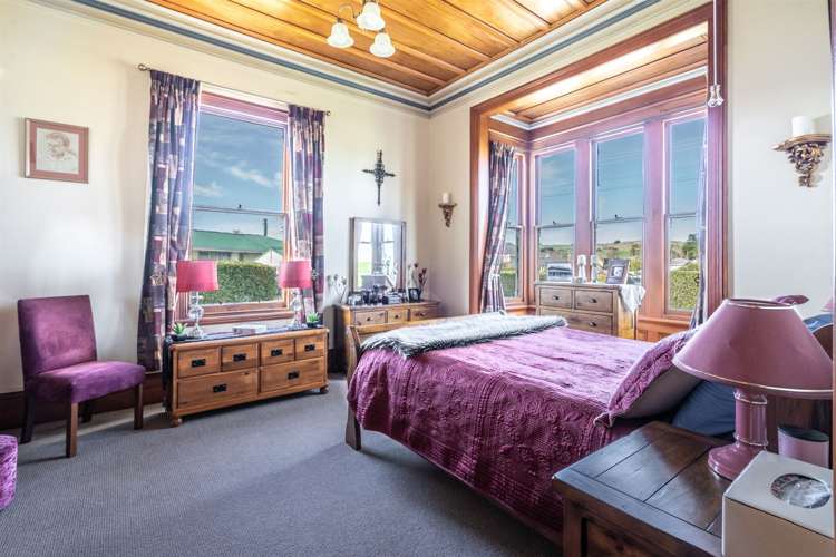 29 Oxford Street Gore Surrounds_9