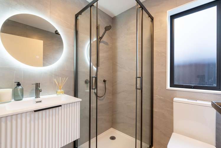 1/6 Ngaroma House Drive Hobsonville_10