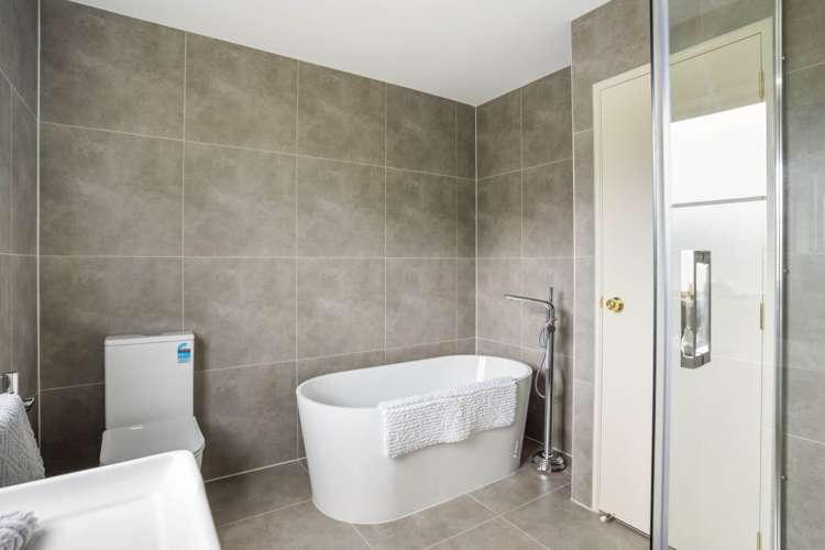 1/27a Kingsview Road Mount Eden_12