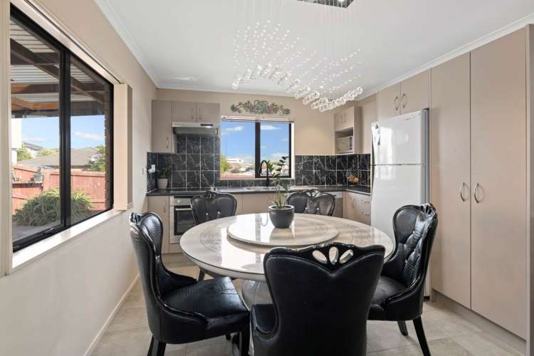 94 Robert Skelton Place Clendon Park_9