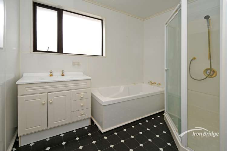 23 Roydon Drive Templeton_11