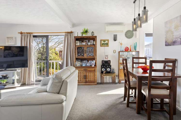 2/25 Golders Place Richmond Heights_8