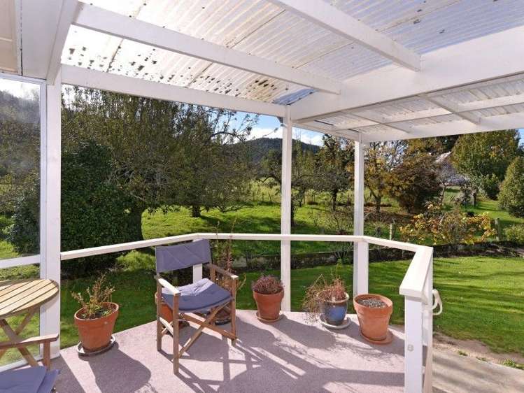 42 Pigeon Valley Road Wakefield_11