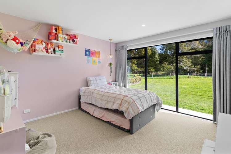 51 Pigeon Valley Road Wakefield_31