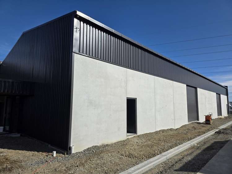 98 Francella Street Bromley_5