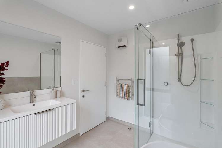 76 Te Whaiawa Crescent West Melton_19