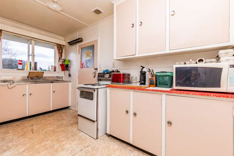 32 Barnes Street Glenwood_1