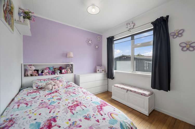 6 Gem Street Pukehangi_15