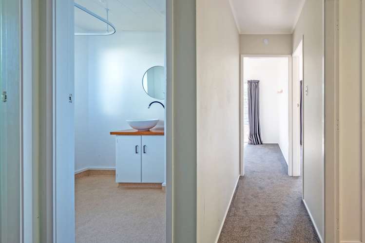 16 Ferndale Place Feilding_7