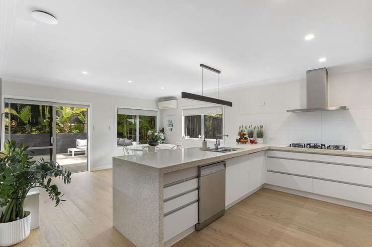 4 Braebank Lane Te Atatu South_8