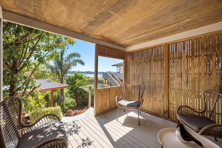 6 Village Way Welcome Bay_19