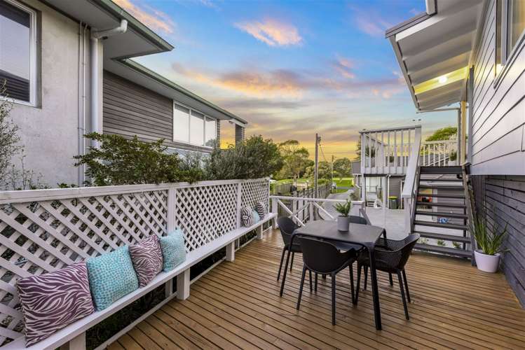 7 William Bayes Place Red Beach_1