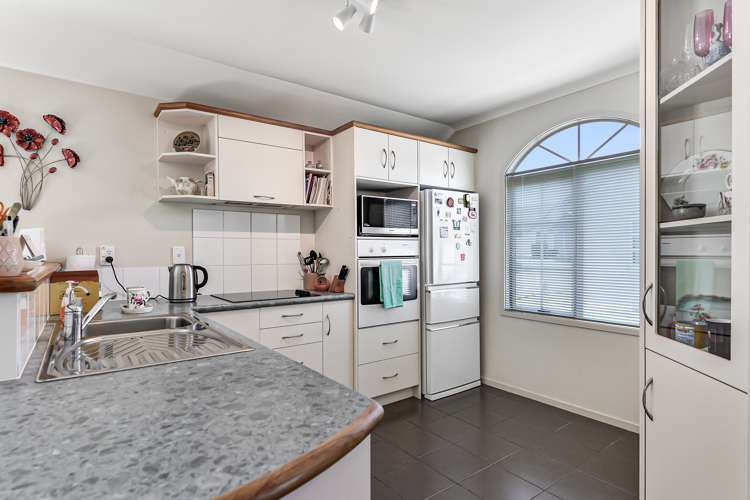 17/16 Rototuna Road Flagstaff_18