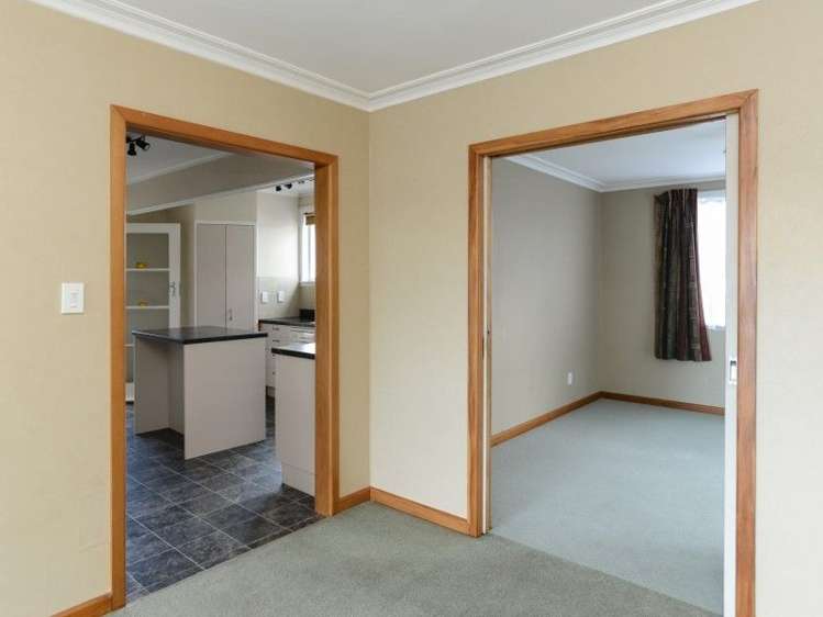 287 Kennedy Road Onekawa_6