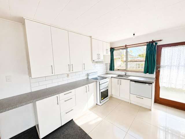 914 Florence Street Raureka_2