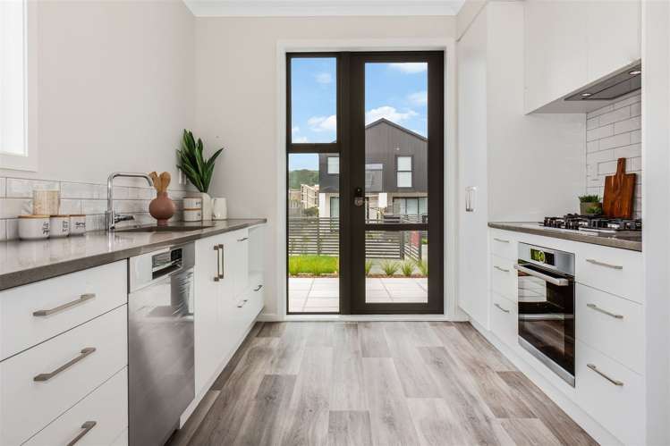 6 Tokitoki Way Porirua_8