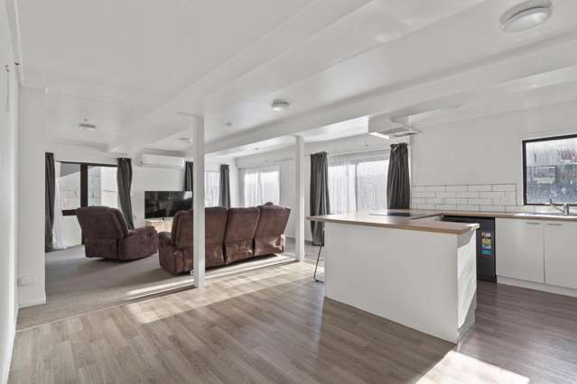 1/16 Abbotsford Street 3295_4