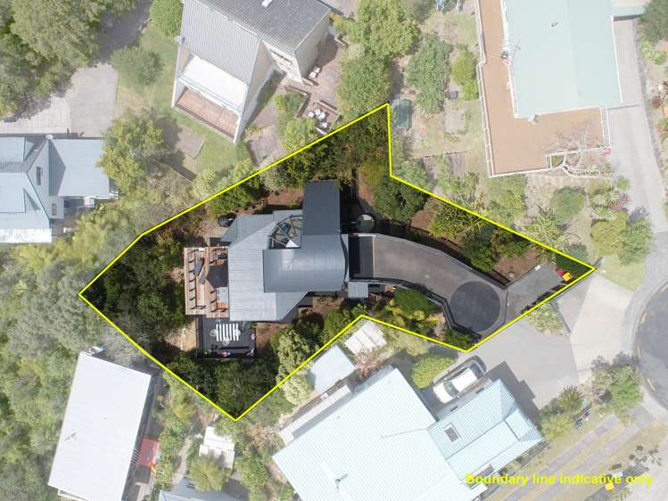 2/5 Dalmeny Close Murrays Bay_24