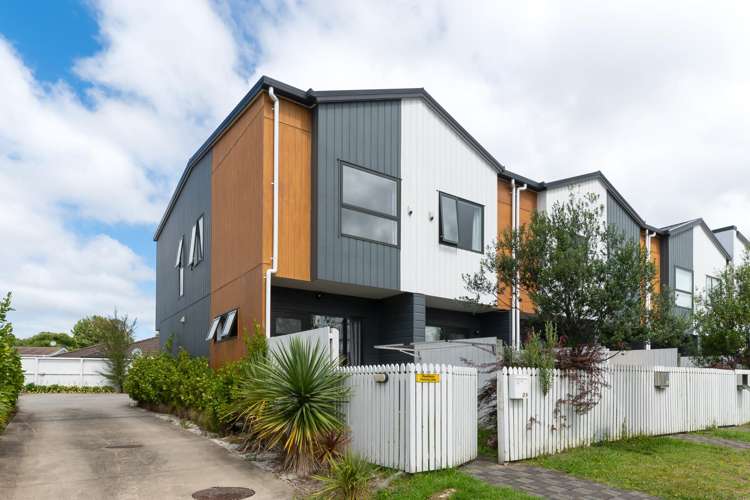 3/24 Tara Road Henderson_0