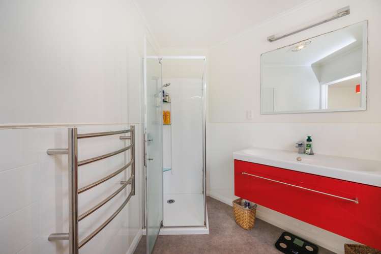 117 Derby Street Feilding_10