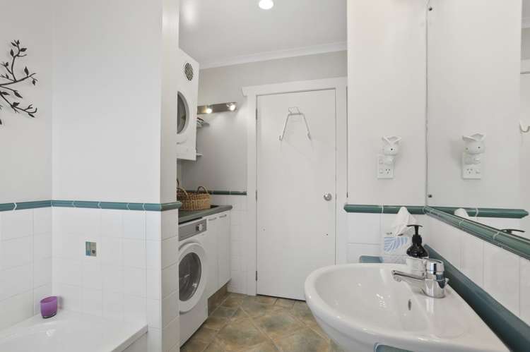 22 Cinnabar Place Westgate_20