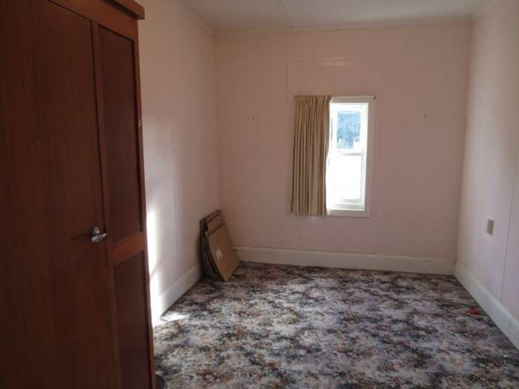 10 Sydney Terrace Takapau_11