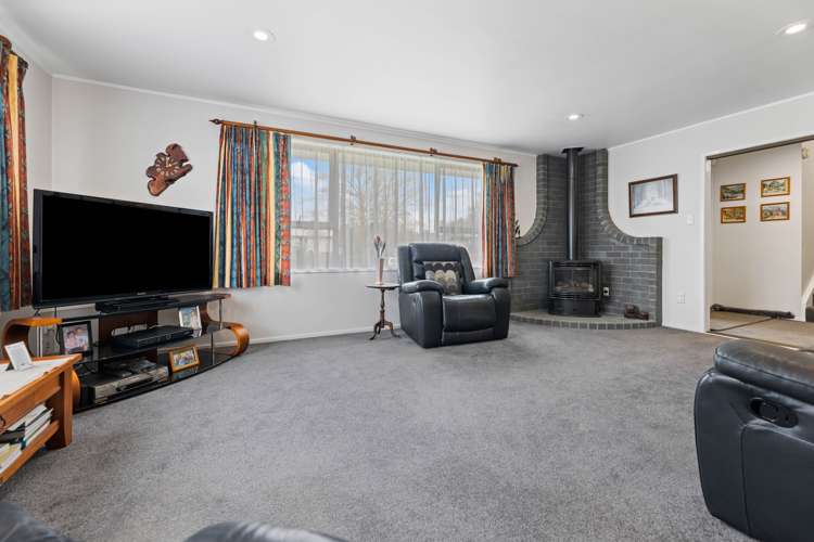 214 West Parkdale Street Tokoroa_8