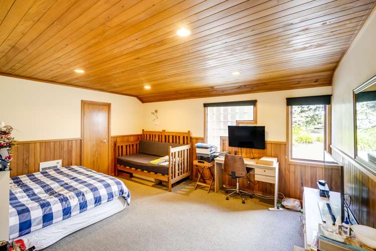 42 Raymond Road Haumoana_15