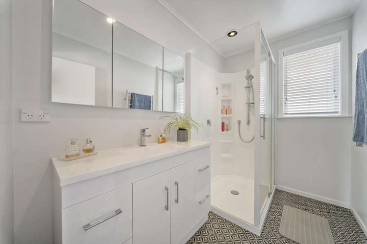 140 Terry Street Blockhouse Bay_13