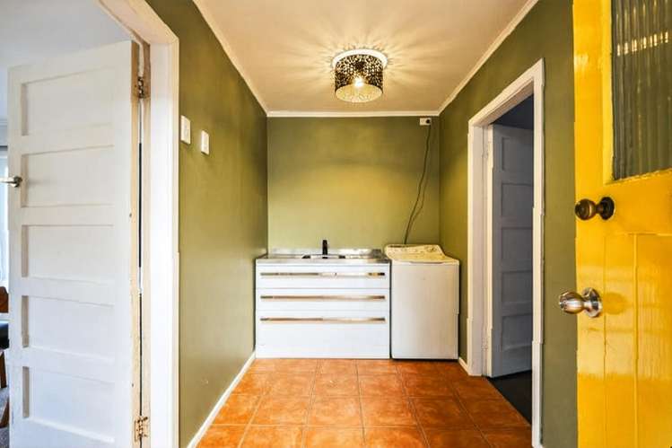 822 Motukawa Road Inglewood_16