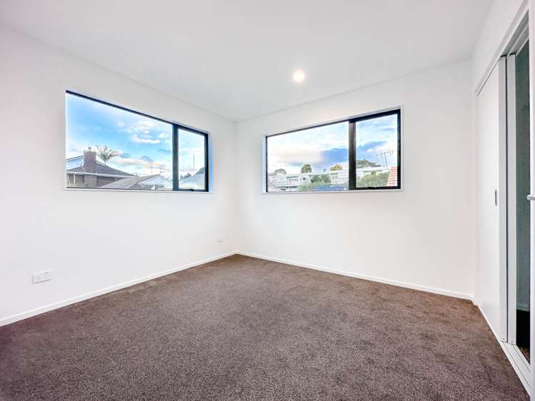 7 Raupeti Lane Henderson_8