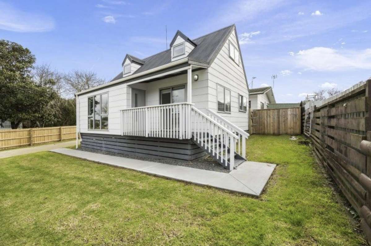 7 & 7A Litchfield Place_0