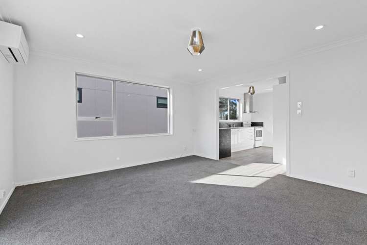 2/17 Frank Street Papanui_4