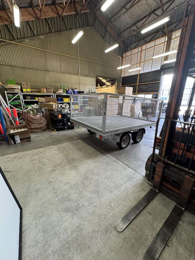 405-407 King Street North Hastings_4