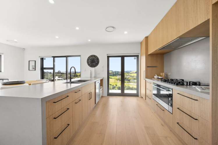 133 Waitea Road Muriwai_31
