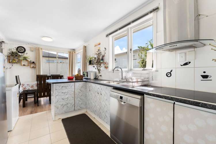 8A Harrington Road Henderson_7