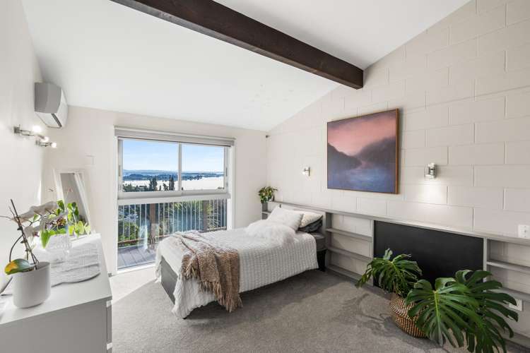 53 Soleares Avenue Mount Pleasant_21