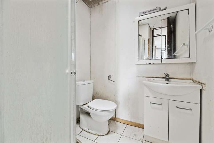 2/34 Ferndale Road Mount Wellington_11