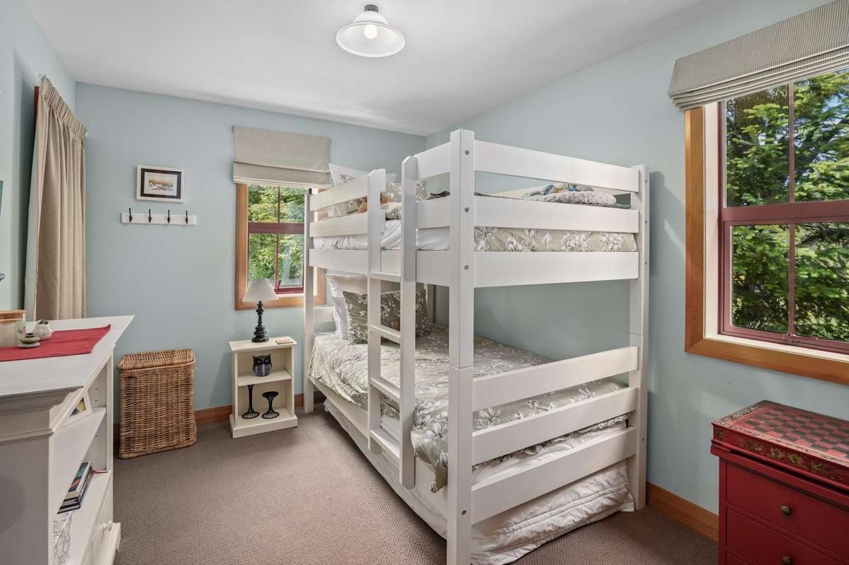 71A Chalet Crescent_2