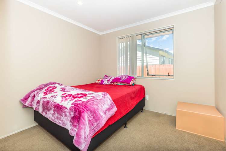 8a Lloyd Drive Nawton_13