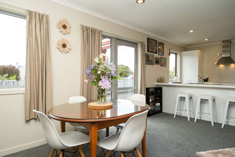 66e Law Street Caversham_9