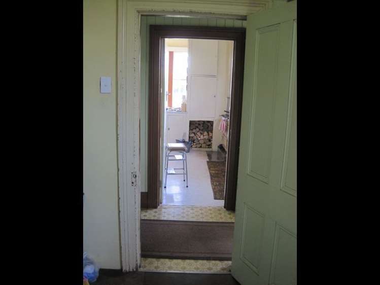 77 Main North Road Geraldine_32