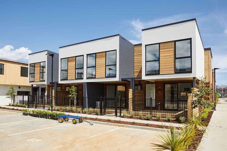 3/9 Parson Lane Papatoetoe_13