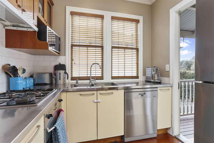 8/2 Georgia Terrace Albany_6