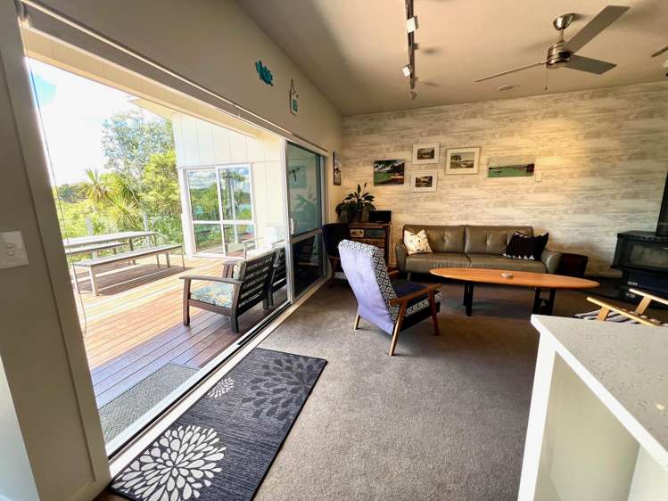 5c Sunshine Rise Raglan_15